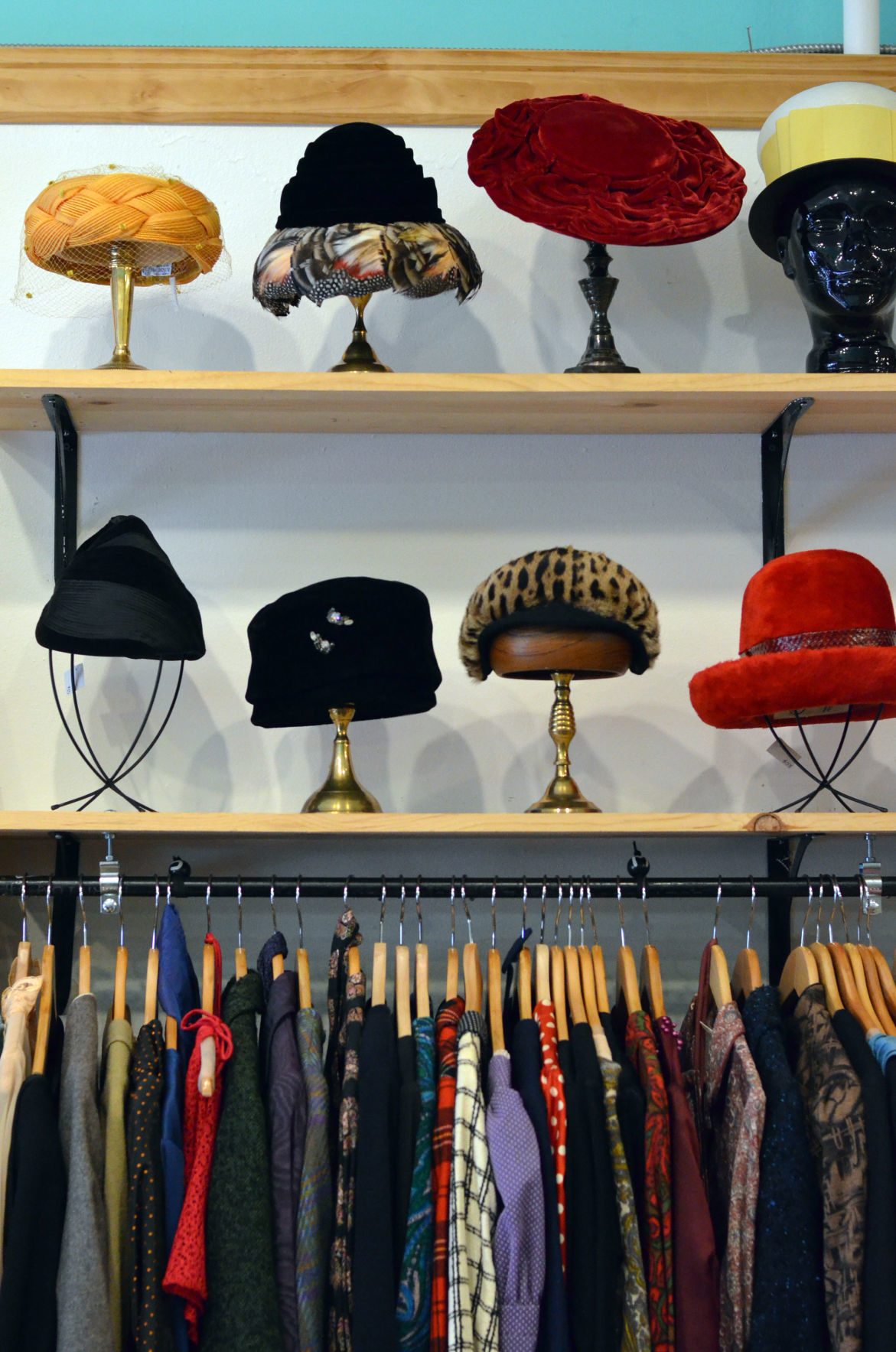 Parsimonia Hat Wall Close 2.jpg
